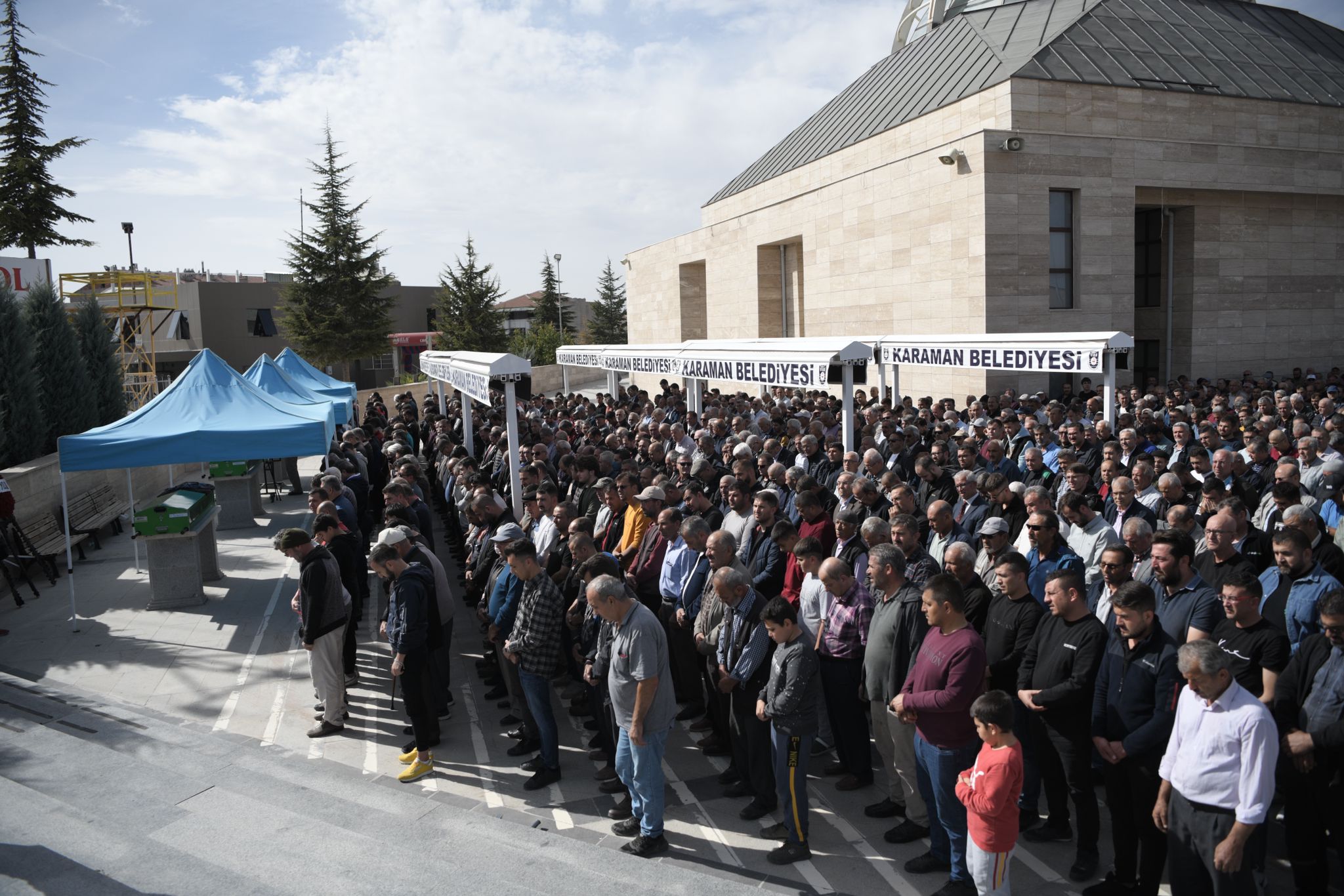 Dualarla uğurlandı