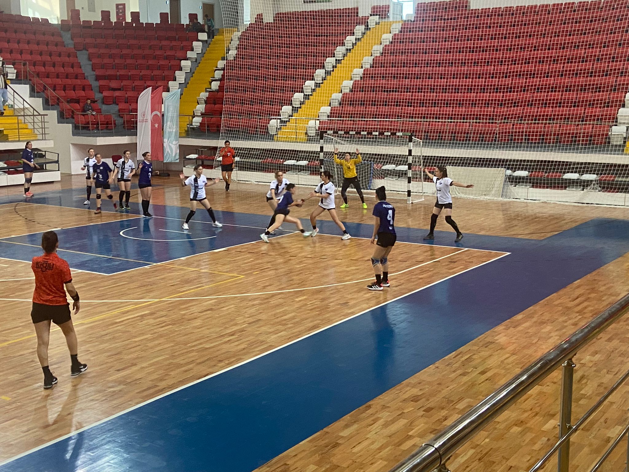 AK Parti Minik Atılım’ı yalnız bırakmadı