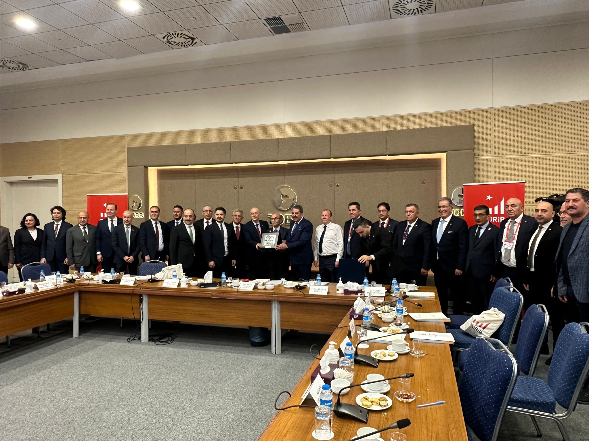 Borsa gövde gösterisi yaptı!