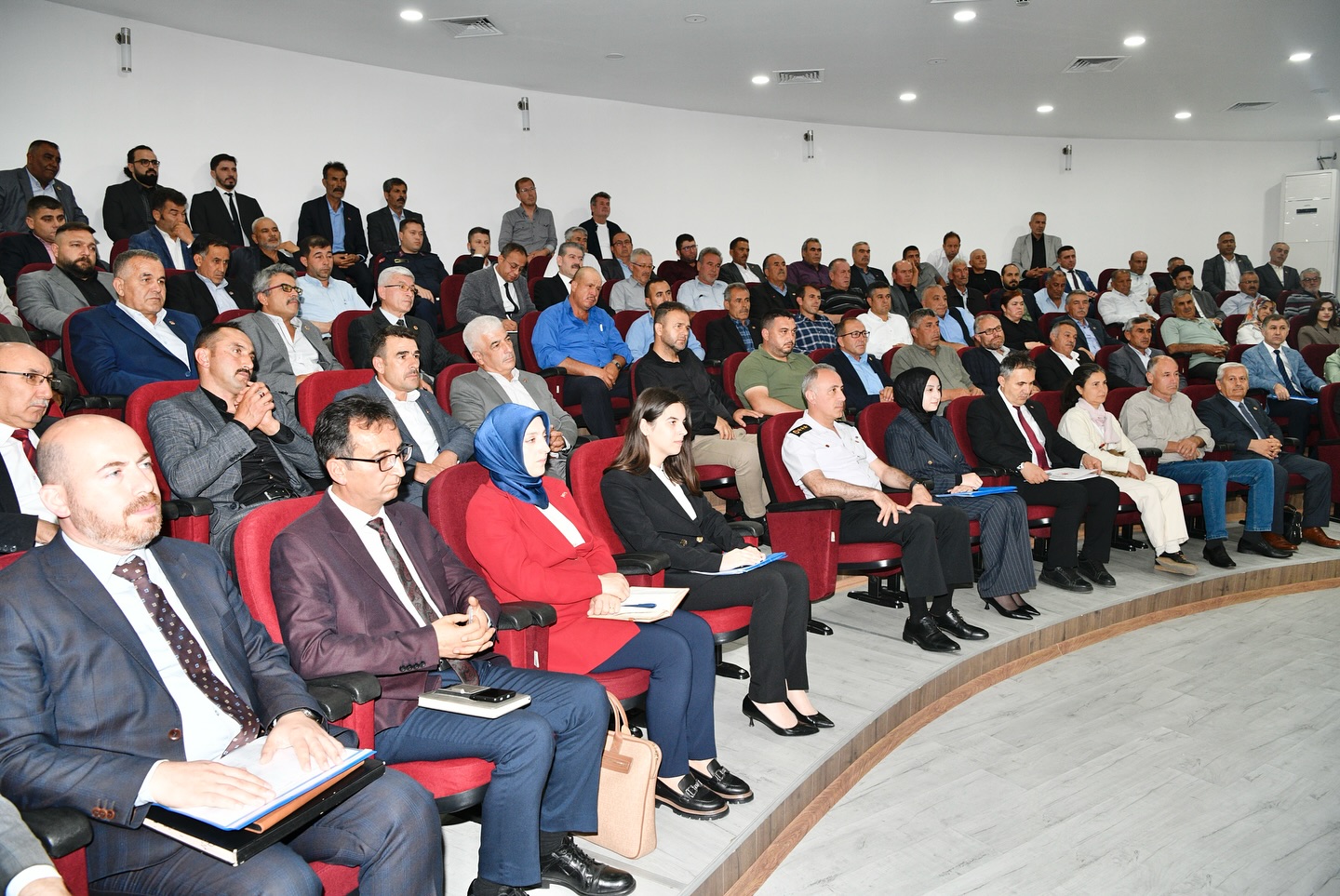 Devletin gözü kulağı olanlara teşekkür etti