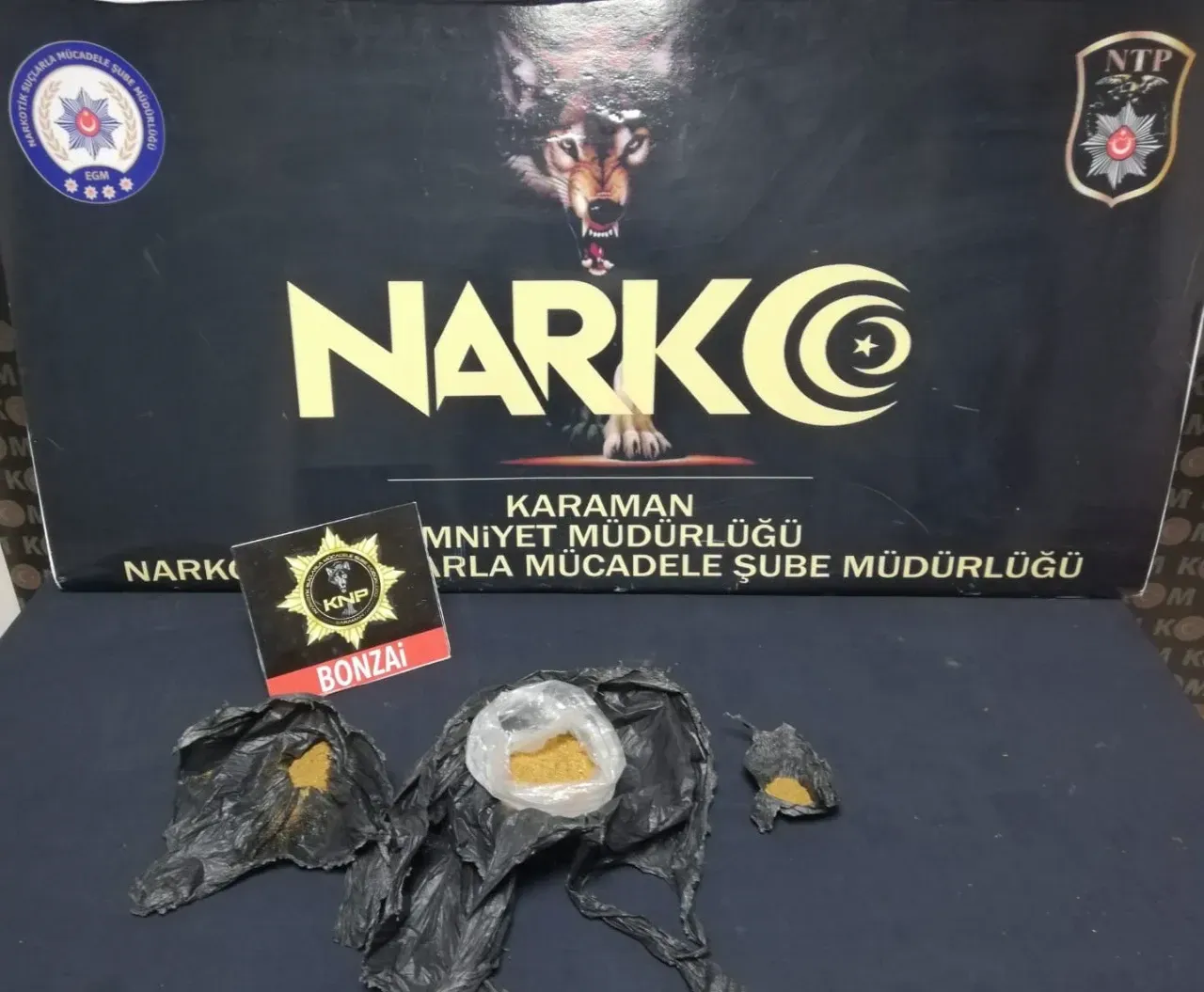 Zehir tacirleri yakayı ele verdi!