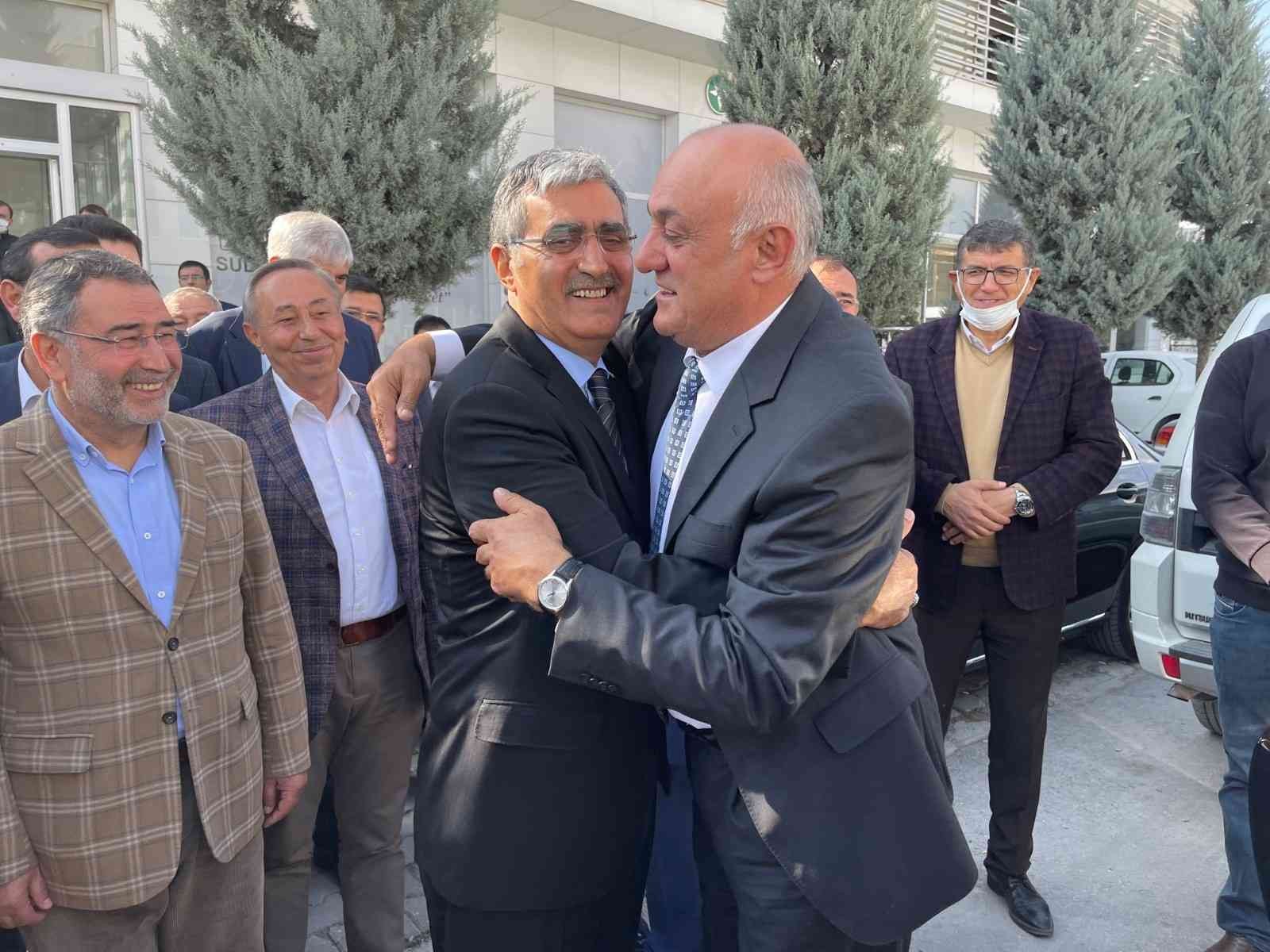 "Çiftçimiz Konuk'la" gülecek!