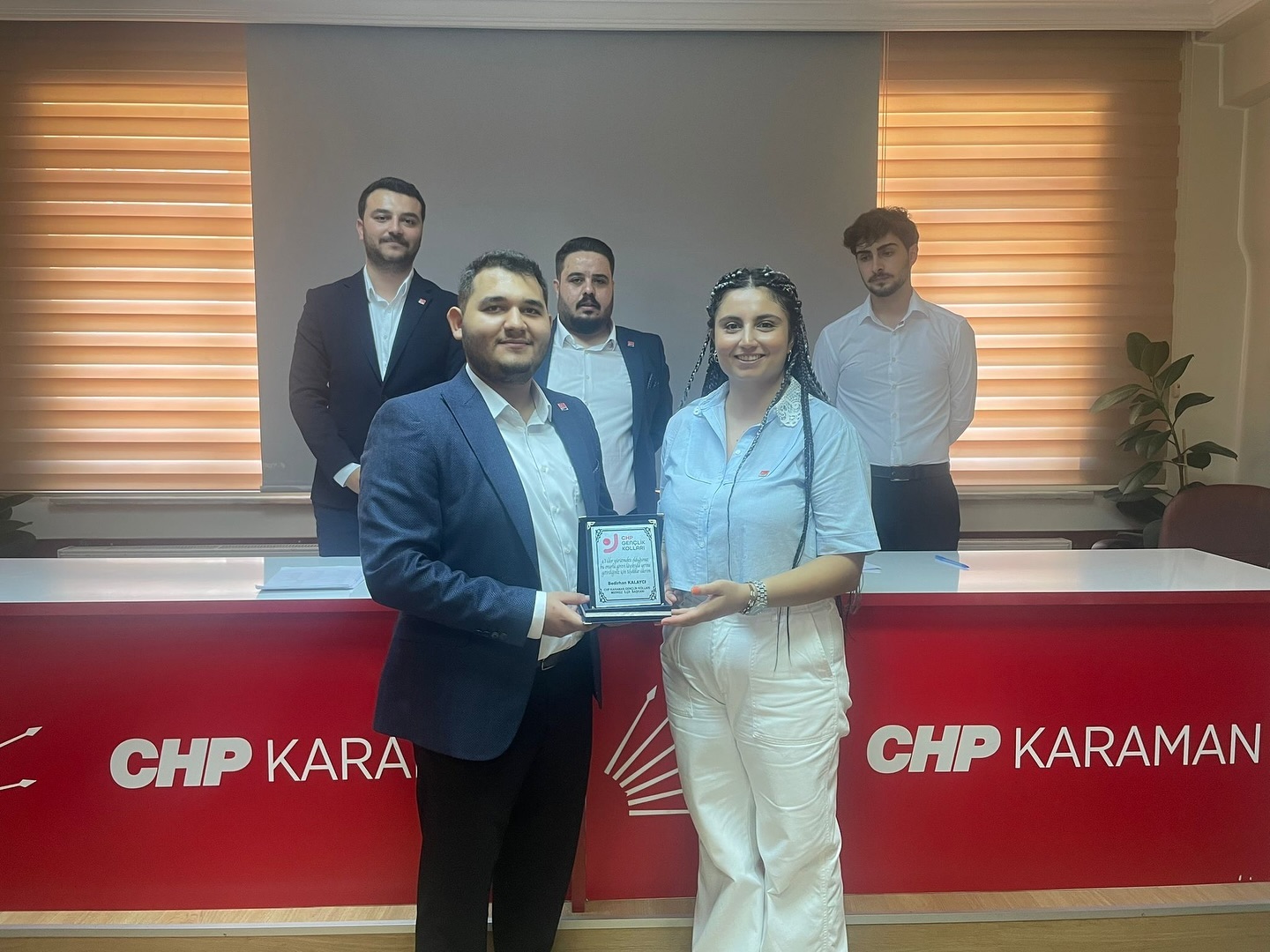CHP'de bayrak değişimi