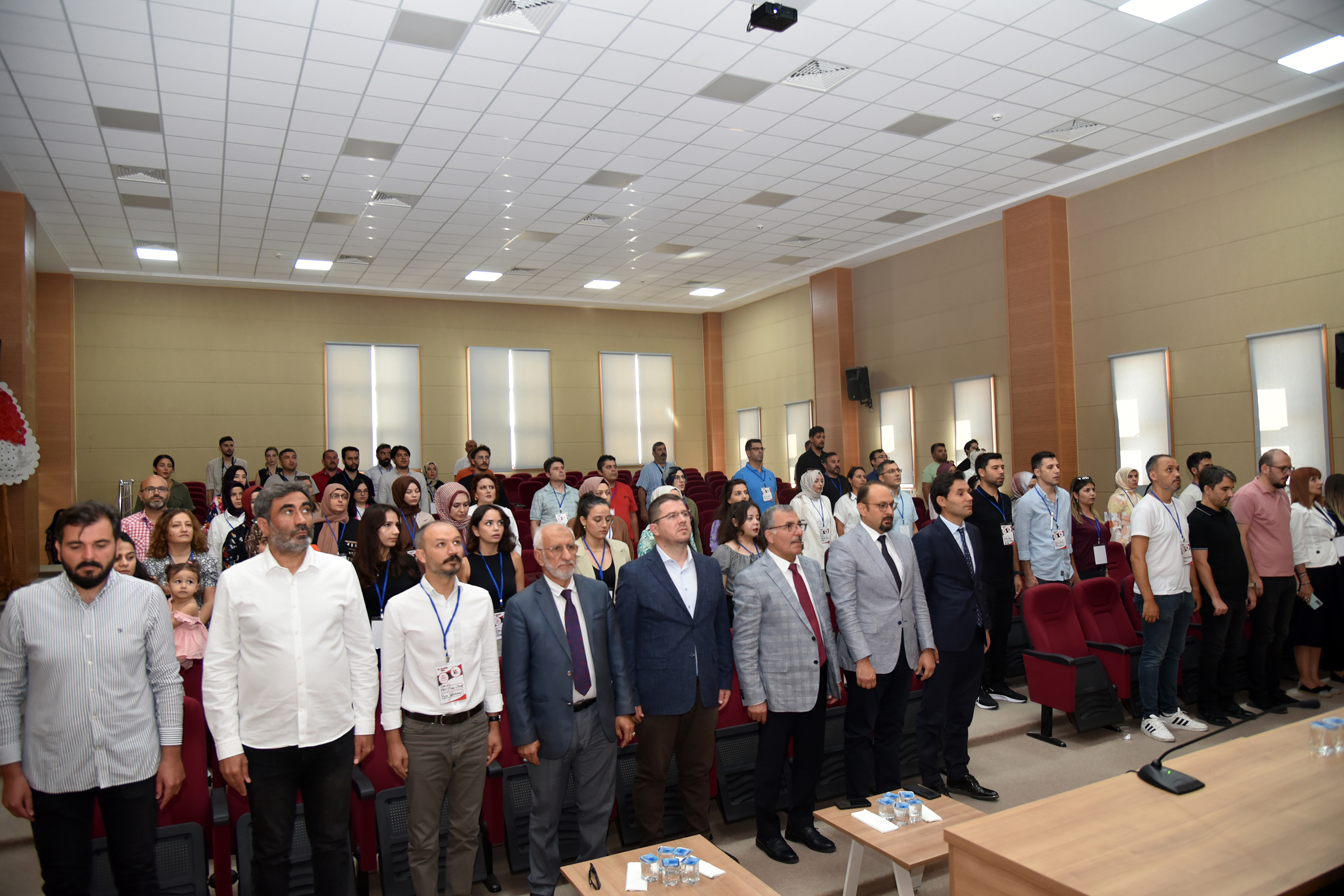 Karaman Türk Diline yön verecek