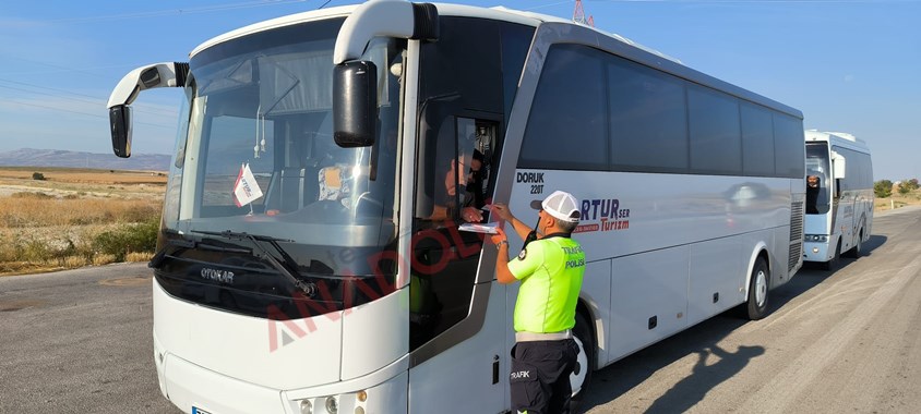 Karaman'daki trafik ekibinden aktif eğitim
