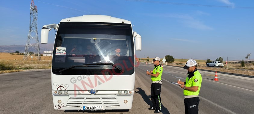 Karaman'daki trafik ekibinden aktif eğitim