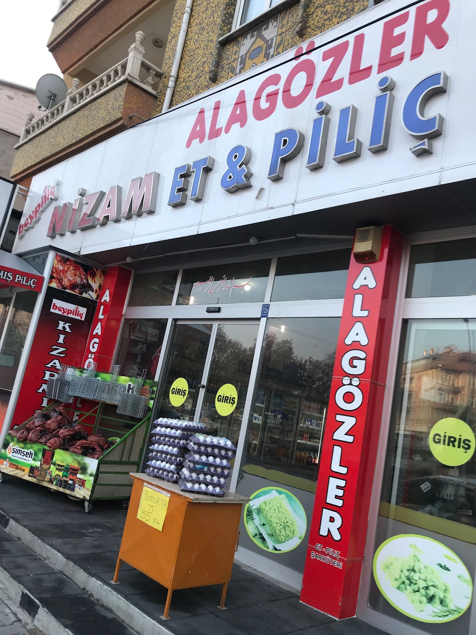 Nizam Tavukçuluk yine yaptı yapacağını