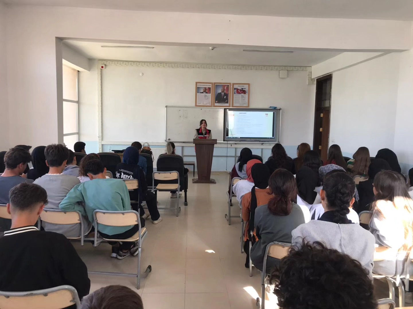 Ermenek'te teknoloji bağımlılığı eğitimi düzenlendi