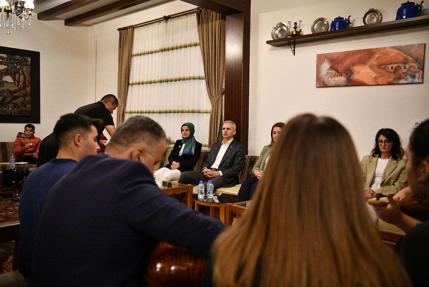 Gülen yüzleriniz hiç solmasın