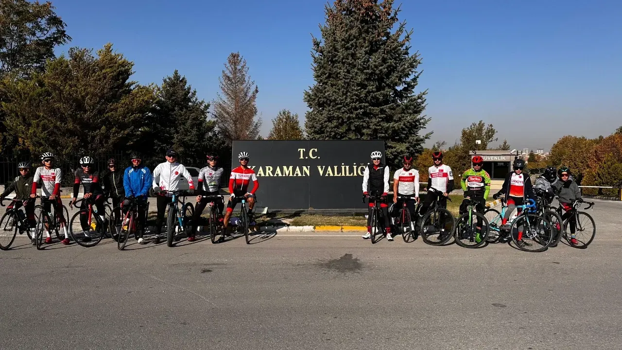 Vali Çiçekli pedal çevirdi