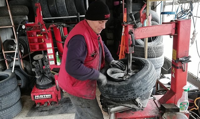 Karaman'da lastikçilerde yoğun mesai