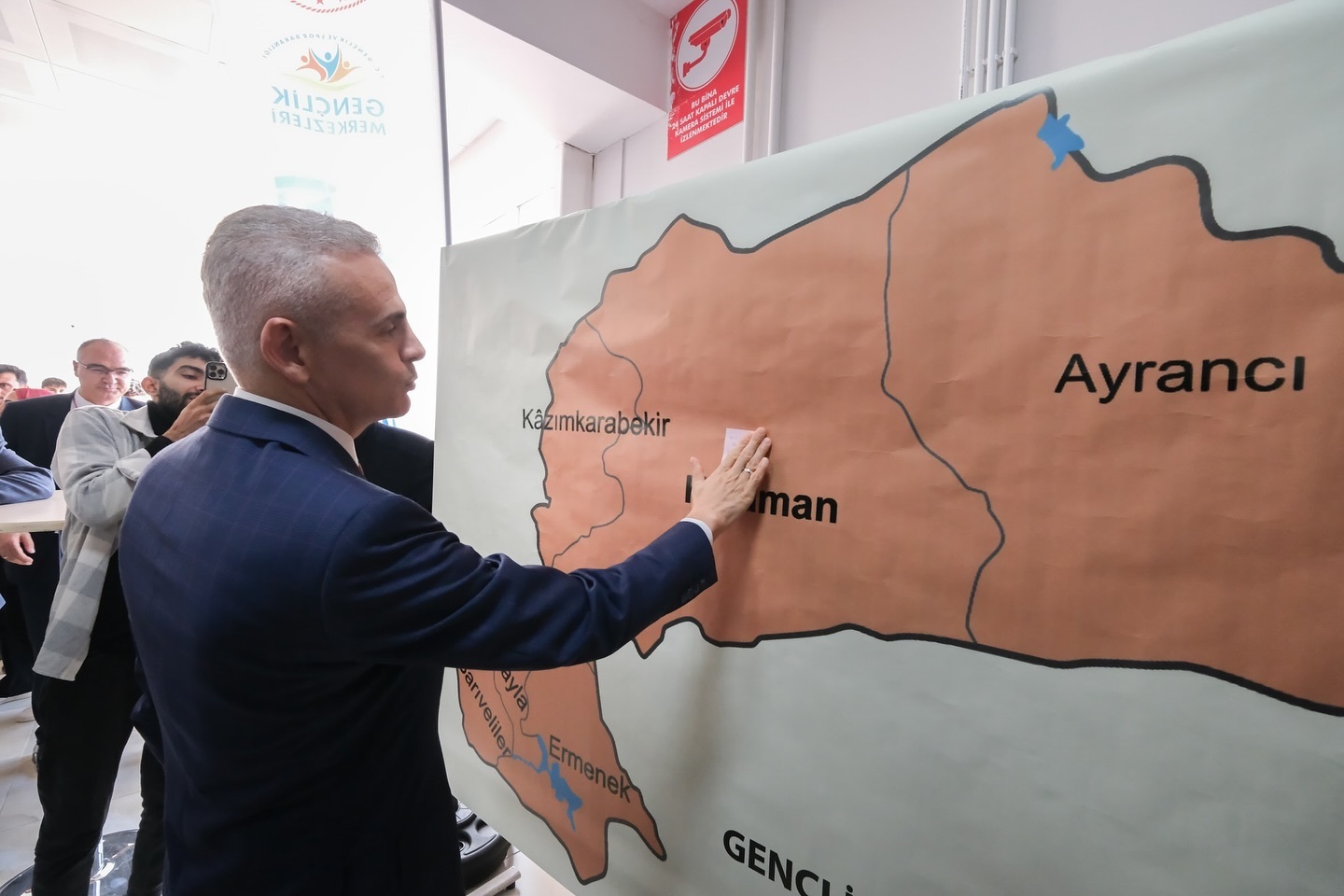 Karaman'ın hakkını Karaman'a verecek