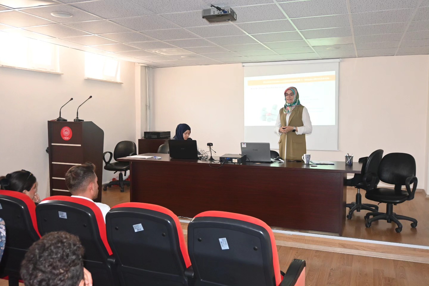 Karaman'da evlilik öncesi eğitimler devam ediyor