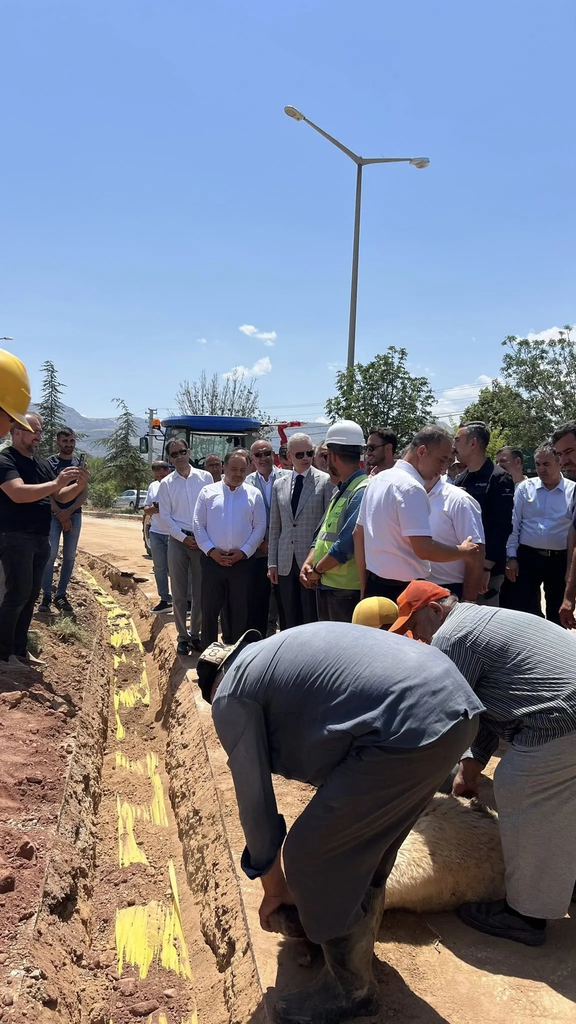 Yollarbaşı köyü bu kış doğalgaza kavuşuyor