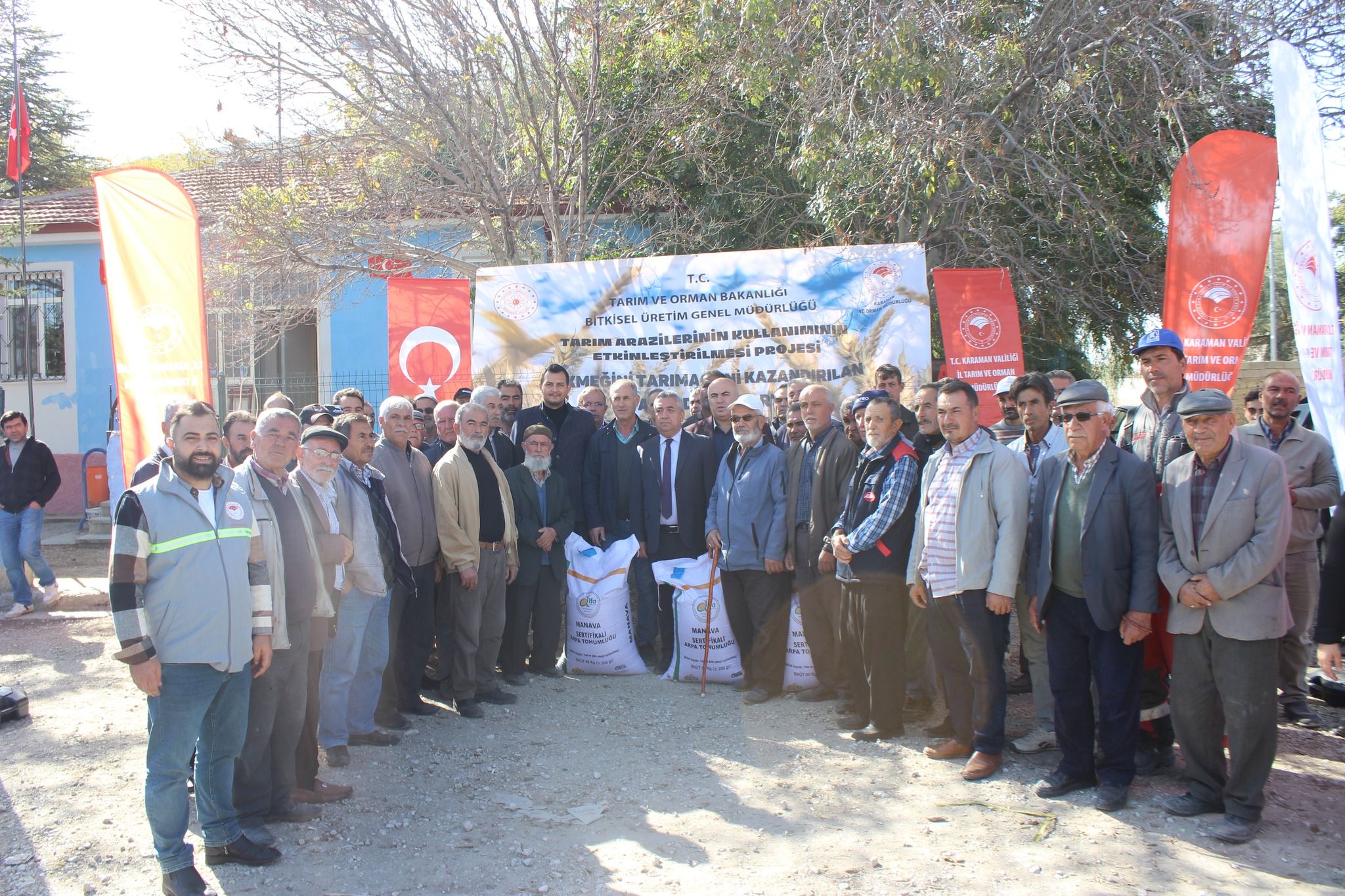 Karaman'da arpa tohumu dağıtıldı-3