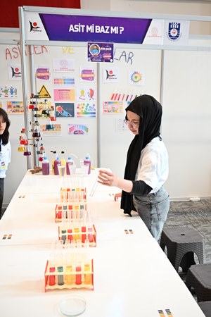 Bilim Şenliği kapılarını açtı-15