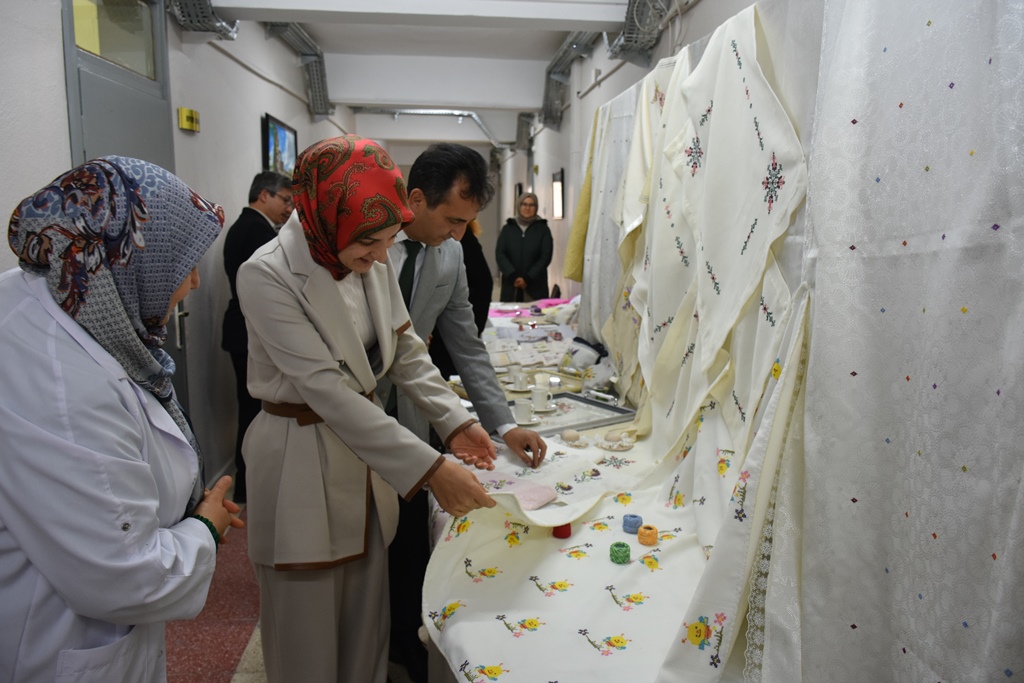 El emeği göz nuru eserler görücüye çıktı-3