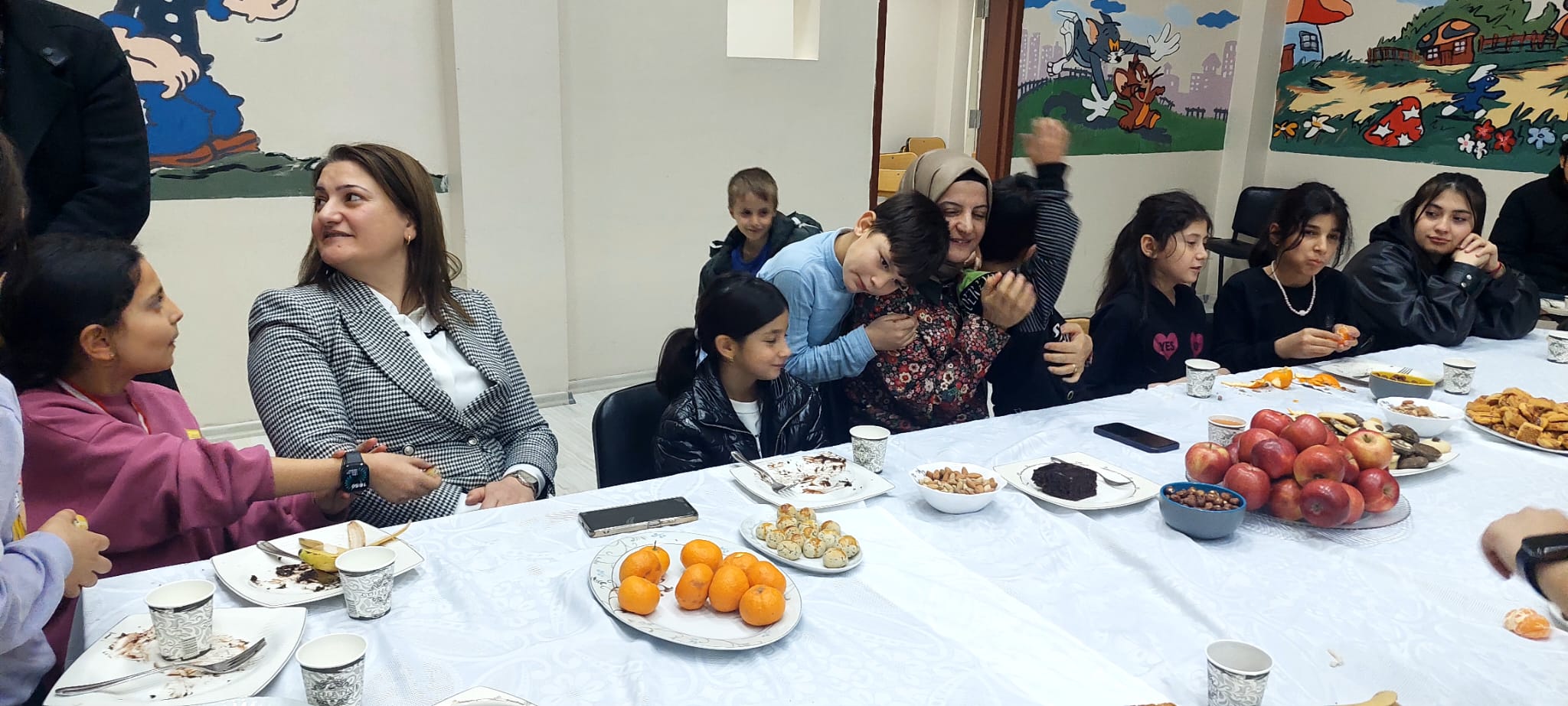 Karaman'daki evlatlarımızın yüzü güldü-3