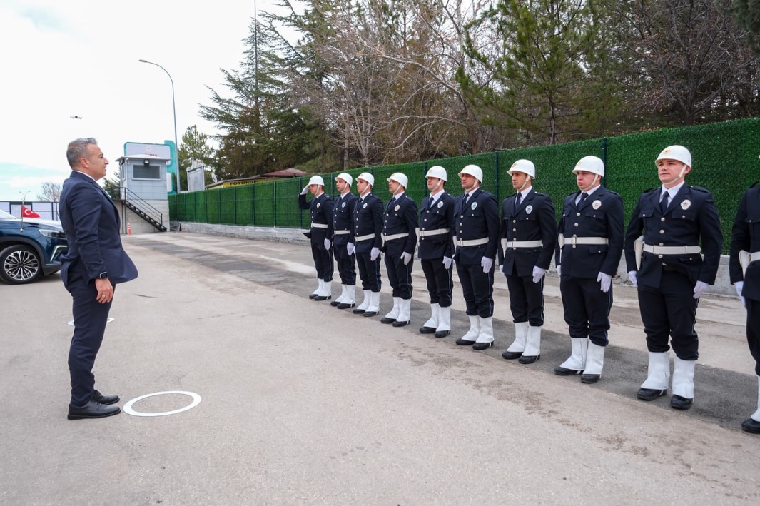 Vali Çiçek’ten Emniyete ziyaret-3