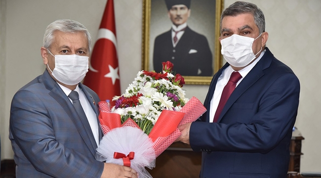 Muhtarlar Gününde Vali Işık’a Ziyaret