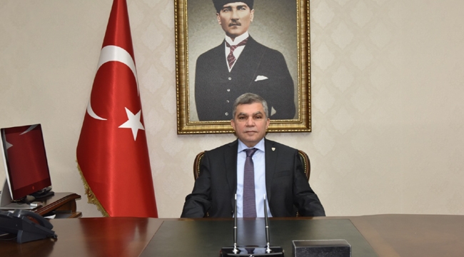 Vali Işık, 'Cumhuriyet, bu yaşa gelinceye kadar birçok badireler atlattı'