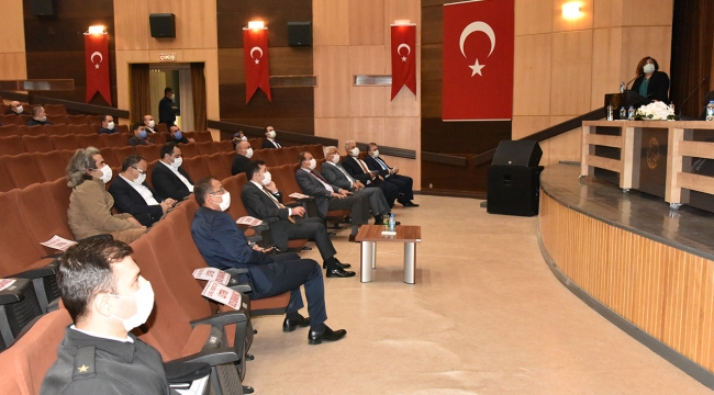 Karaman'da Covid-19 ile mücadele toplantısı yapıldı