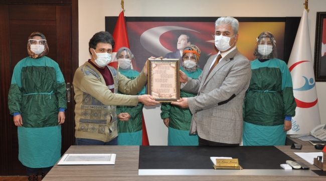 Karamanlı şairden sağlık çalışanlarına şiir
