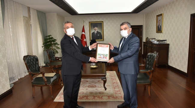 &quot;Çocuklarımızın tek bir lokması dahi israf olmasın&quot;