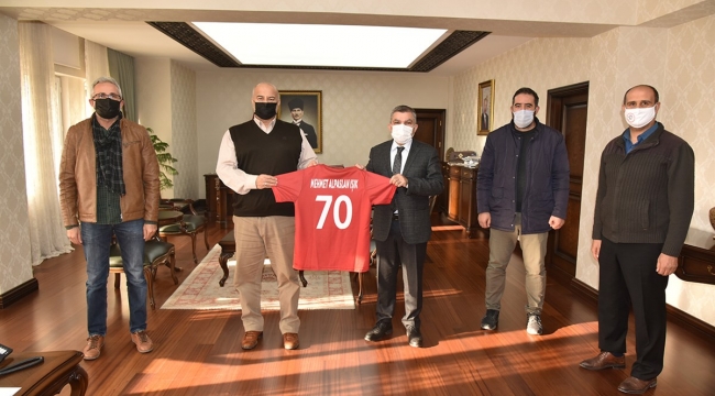 Karaman ASKF’den Vali Işık’a ziyaret