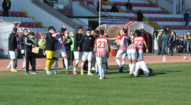 Karaman Balediyespor fırsat tepti!