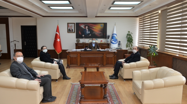 Bostancı&#039;dan Rektör Akgül&#039;e ziyaret