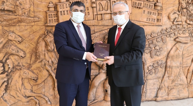 KMÜ Rektörü Namık Ak, Ünikop toplantısına katıldı