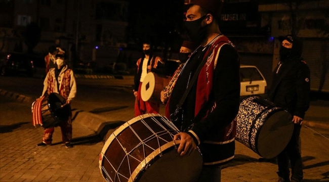 Karaman'da davulcular binalara giremeyecek!