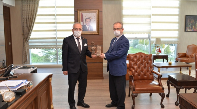 Rektör Ak’tan, iade-i ziyaret