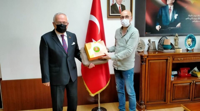 Başkan Yılmaz'dan Rektör Ak'a ziyaret
