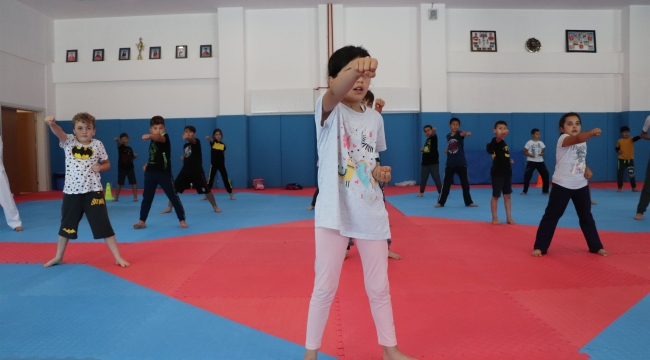 Haydi çocuklar spora!