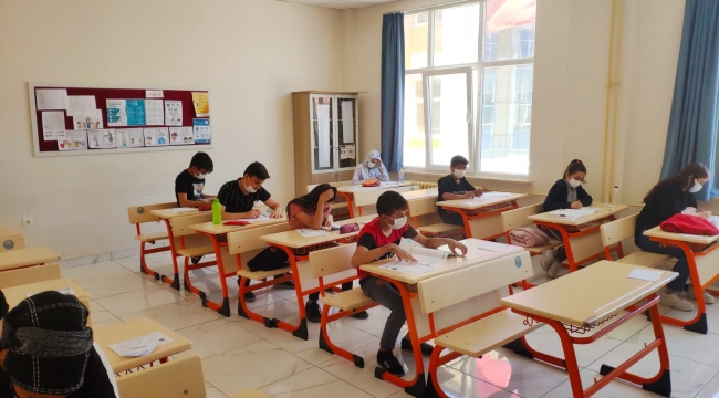 Merkezi sınav sorunsuz tamamlandı