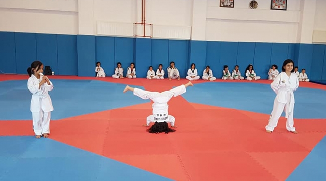 Tekvando’da kuşak sınavı heyecanı yaşandı