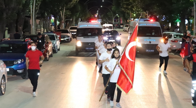 15 Temmuz şehitleri sancak koşusu düzenlendi