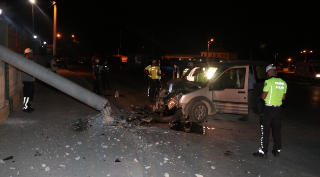 Karaman'da feci kaza: 2 ağır yaralı!