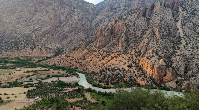 Mahsur kalan 13 piknikçi kurtarıldı
