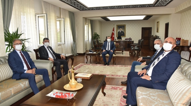 Vali Işık’a nezaket ziyareti