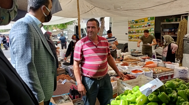 Deva Partisi semt pazarında