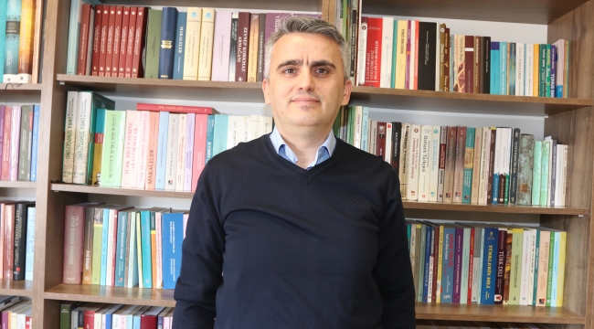 Uysal: “Yunus Türkçe’nin Aşığıdır, Yoldaşıdır”