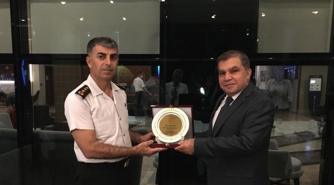 Vali Işık, Albay Şahin’e veda yemeği verdi