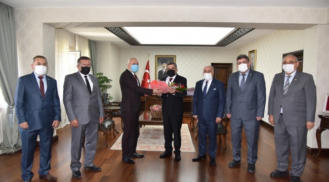 Ahilik Teşkilatından Vali Işık’a ziyaret