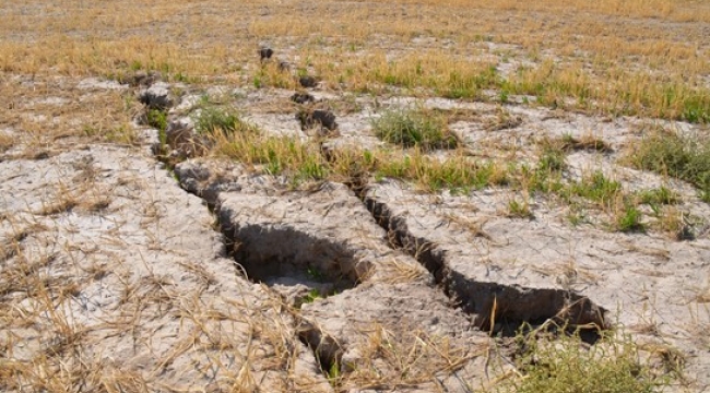 Karaman çatırdıyor!