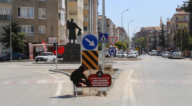 Kavşak çalışmaları devam ediyor