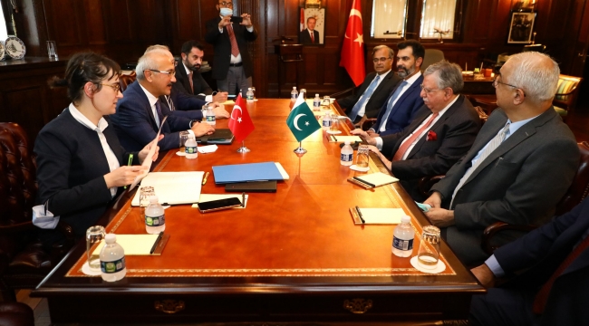 G-20’de ‘Lütfi Elvan’ Farkı