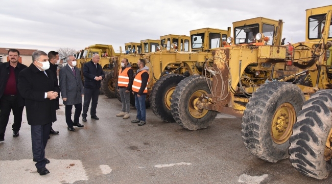 Karla mücadele ekipleri hazır!